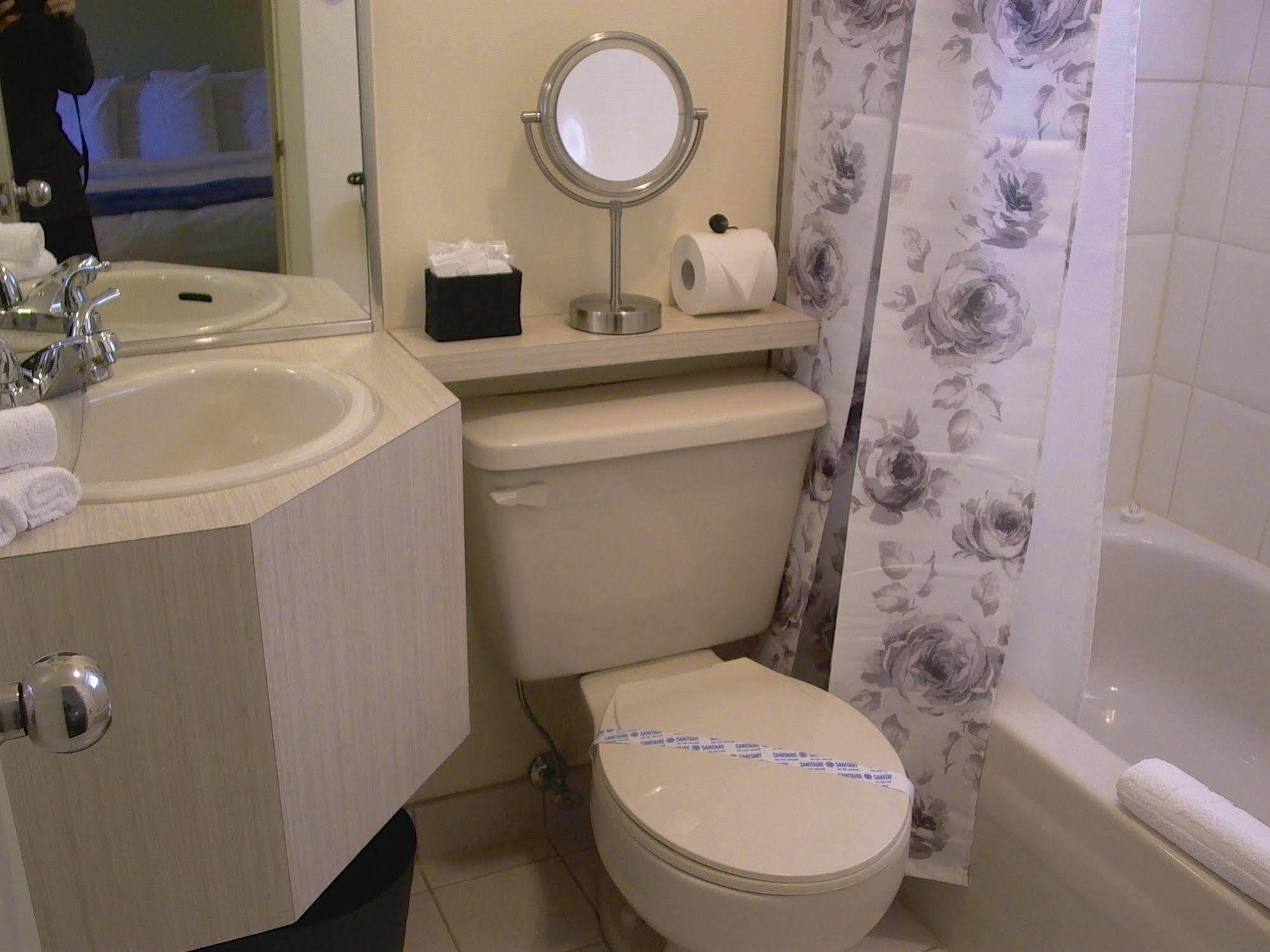 Motel La Cheminee Saint-Jerome ภายนอก รูปภาพ