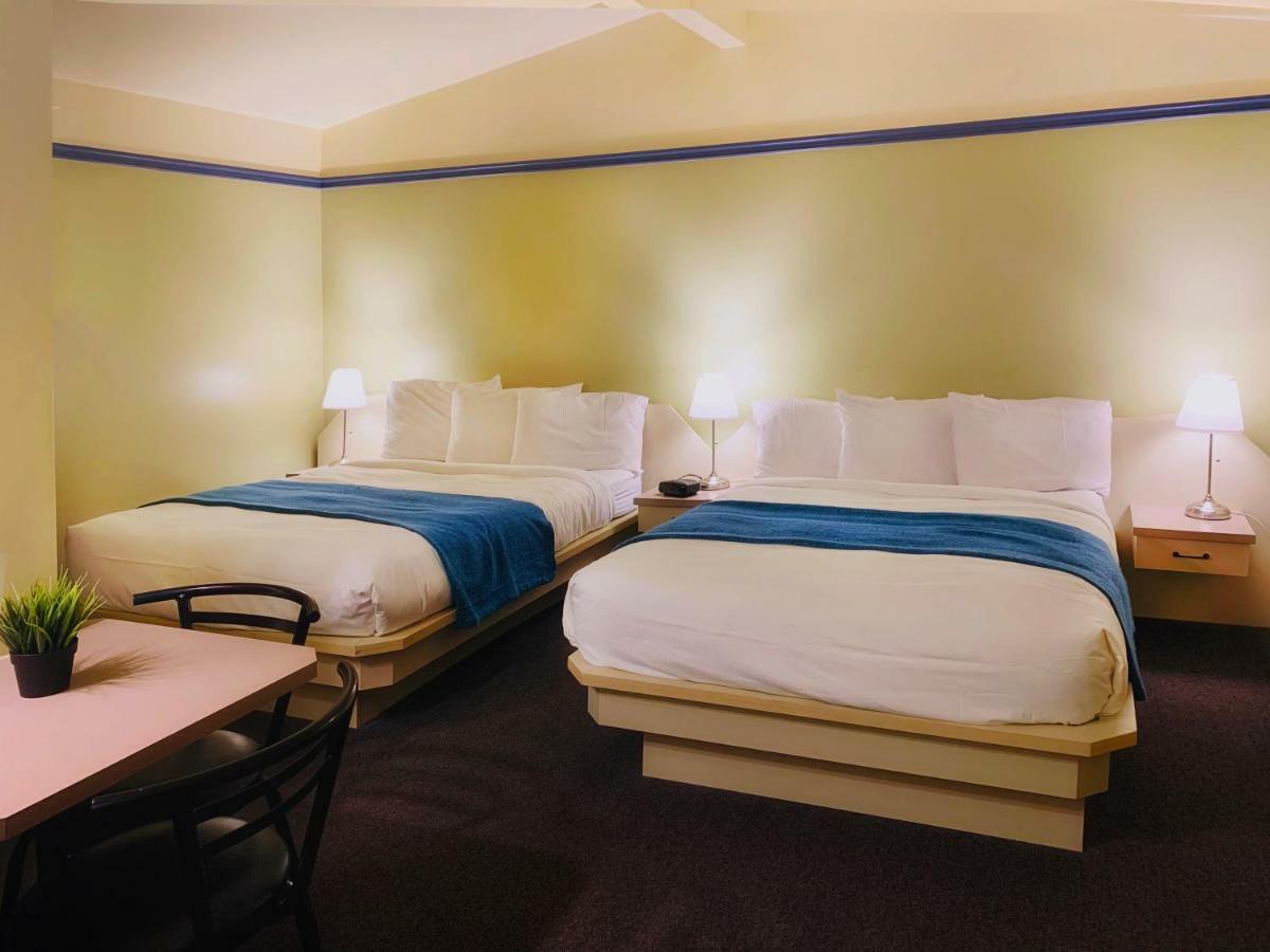 Motel La Cheminee Saint-Jerome ภายนอก รูปภาพ