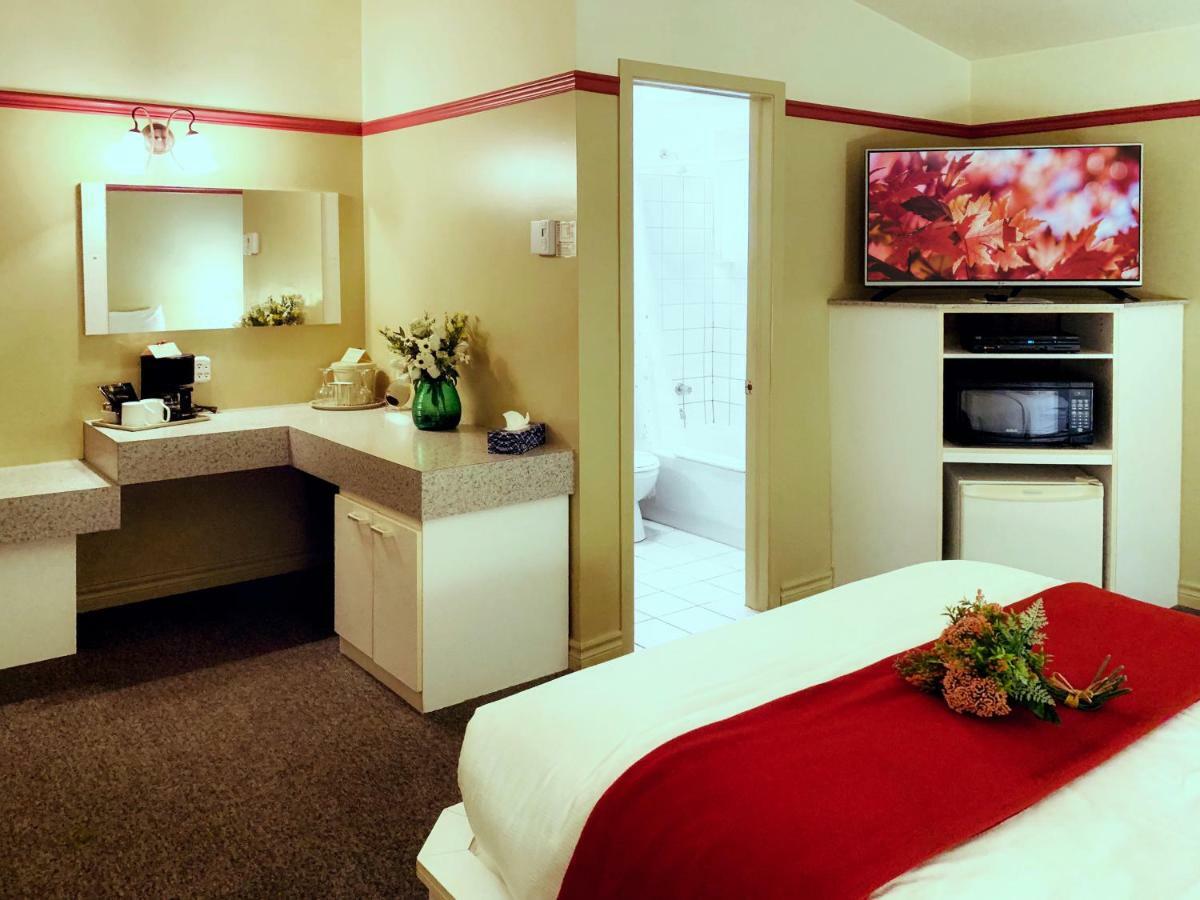 Motel La Cheminee Saint-Jerome ภายนอก รูปภาพ
